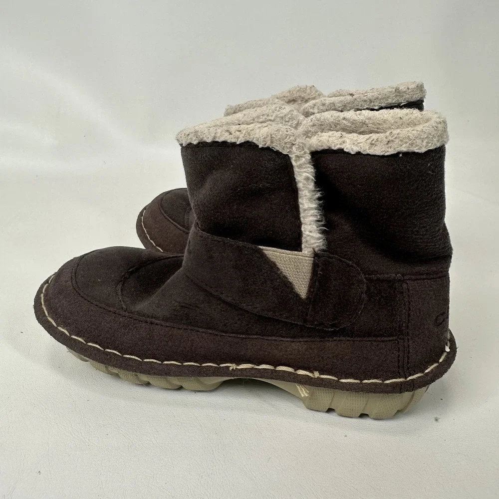 Crocs Kids Winter Boots Size 13 Brown Faux Suede Sherpa Lined Slip On Shoes